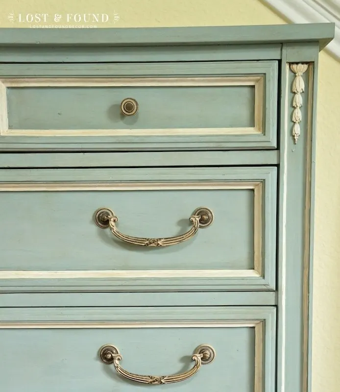 Valspar Antiquing Glaze Before And After (valspar, antiquing, glaze) how-to-antique-painted-furniture-glaze-dark-wax