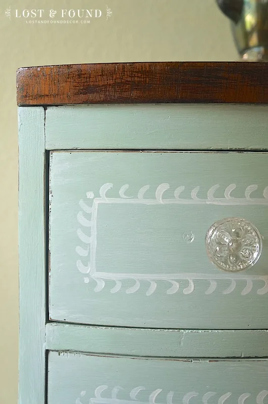 tips for hand-painting furniture designs 3