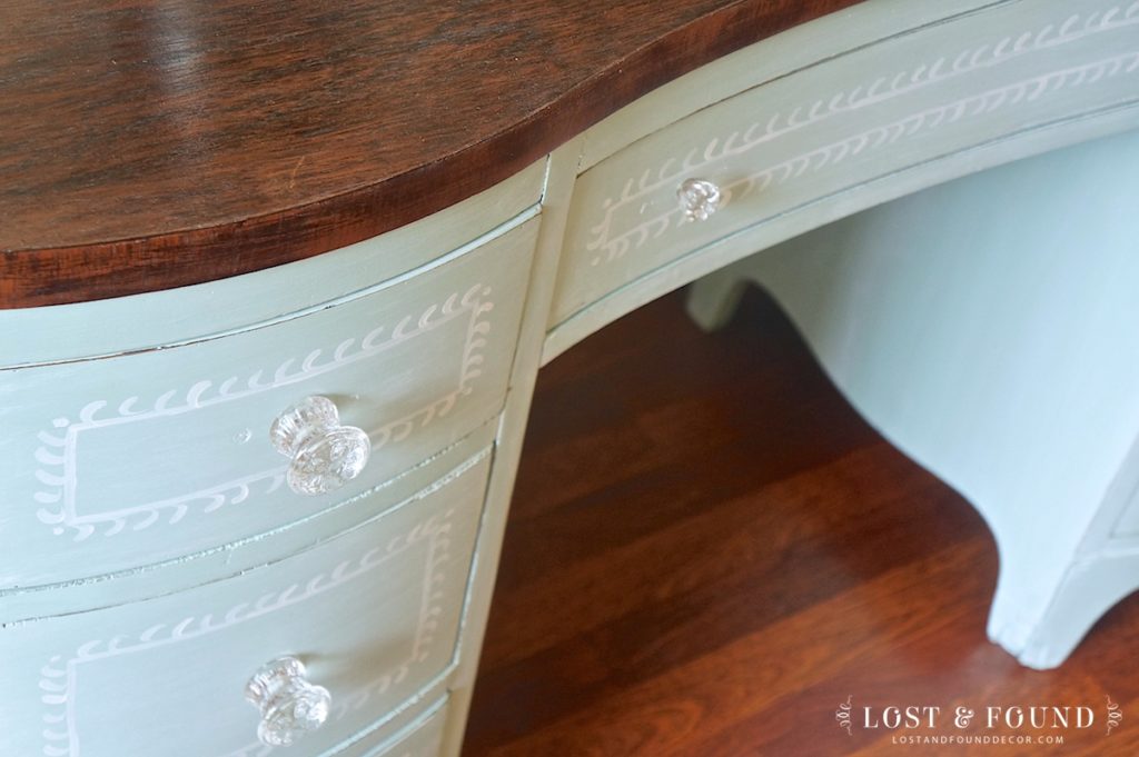 My Free Craigslist Vanity  Furniture Makeover 