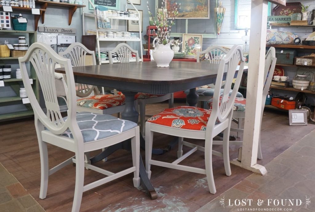 Duncan Phyfe Style Dining Set [Furniture Makeover] | Lost & Found