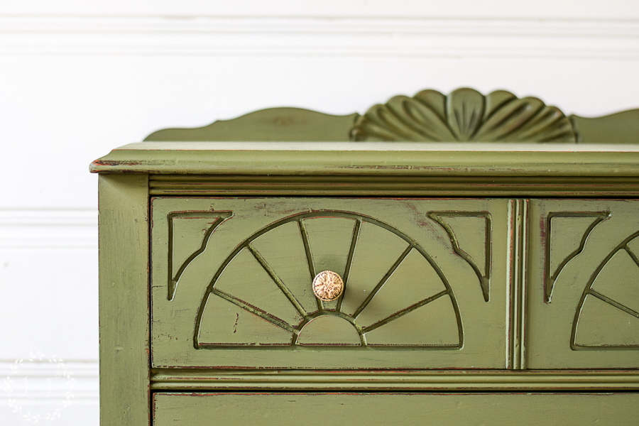 6 Gorgeous Makeovers: Inspiration for Green Painted Furniture