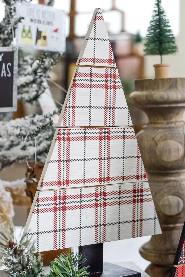 white plaid wooden christmas tree