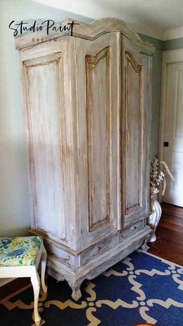 French-Provincial-Painted-Wardrobe-22