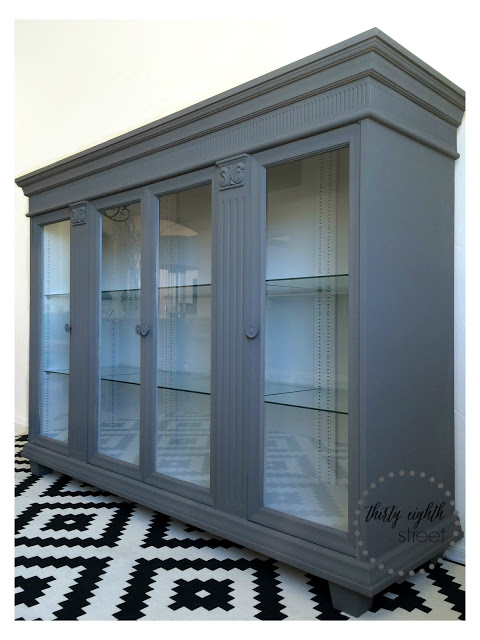 The Nadine Cabinet 0895 F Painted With Pure & Original Classico Paint