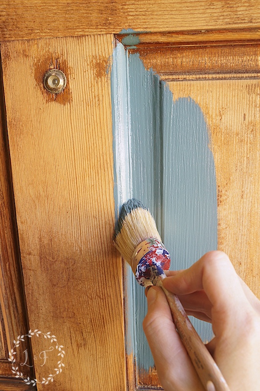 How to Paint your Front Door with Fusion Mineral Paint