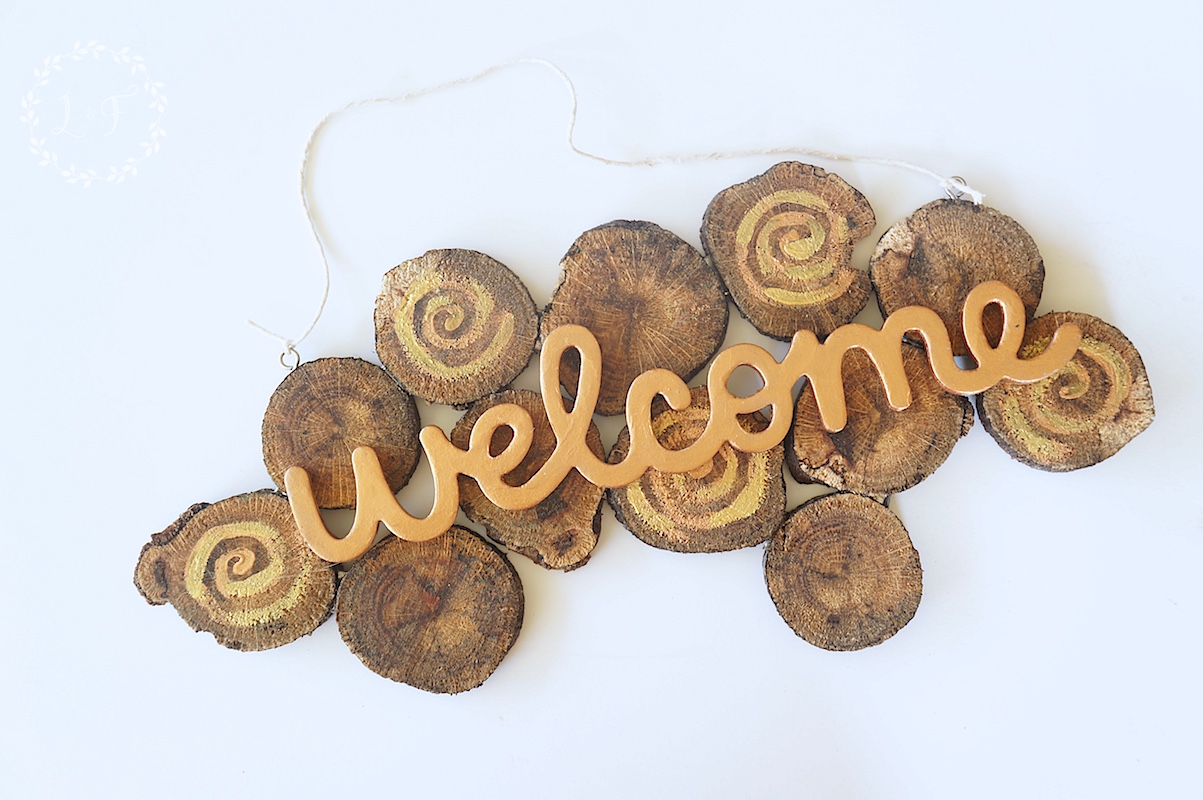 how to make a sign out of wood slices