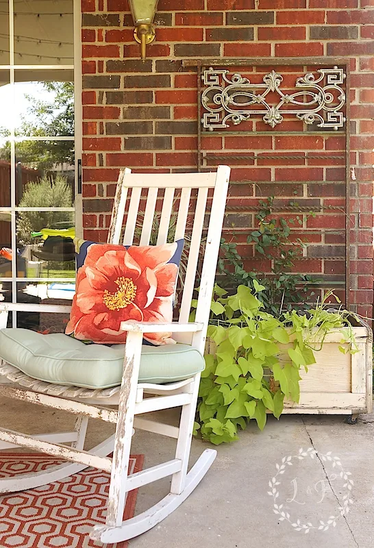 Budget Friendly Patio Makeover