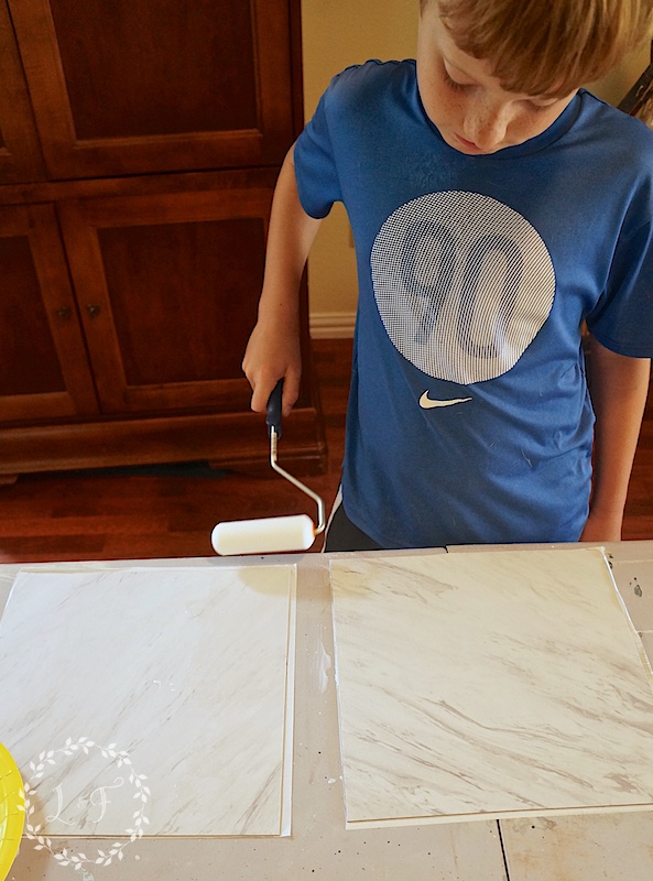 painting-ultra-grip-on-tiles