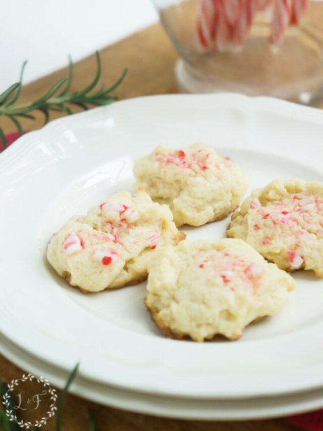 Easy PeppermintCream Cheese Cookies Recipe Lost & Found Decor