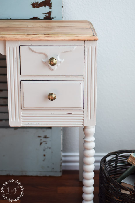 diy-farmhouse-style-desk-makeover-how-to-profile