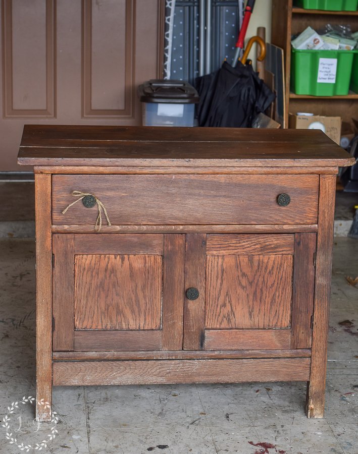 Oak Washstand Makeover