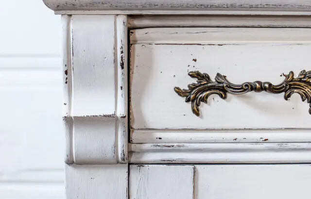 cropped-oak-farmhouse-white-chest.5-1-of-1.jpg