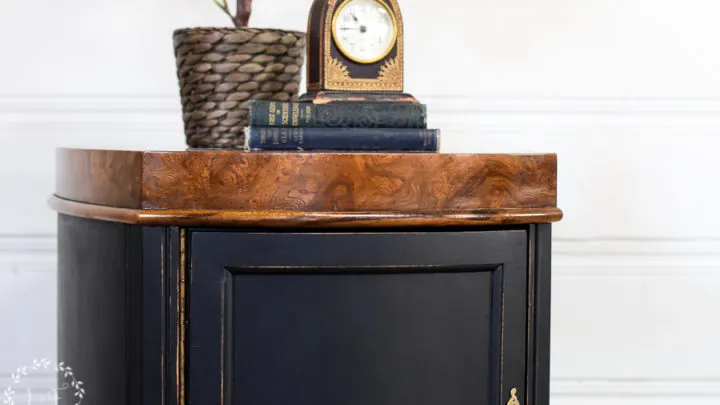 How to Paint Furniture Black - Lost & Found Decor