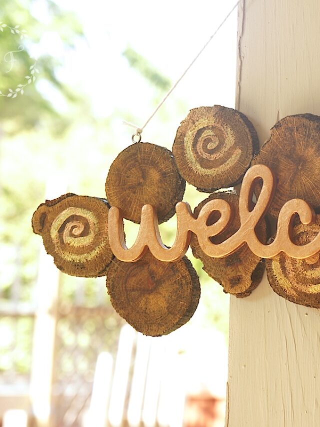 DIY Rustic Wood Slice Sign