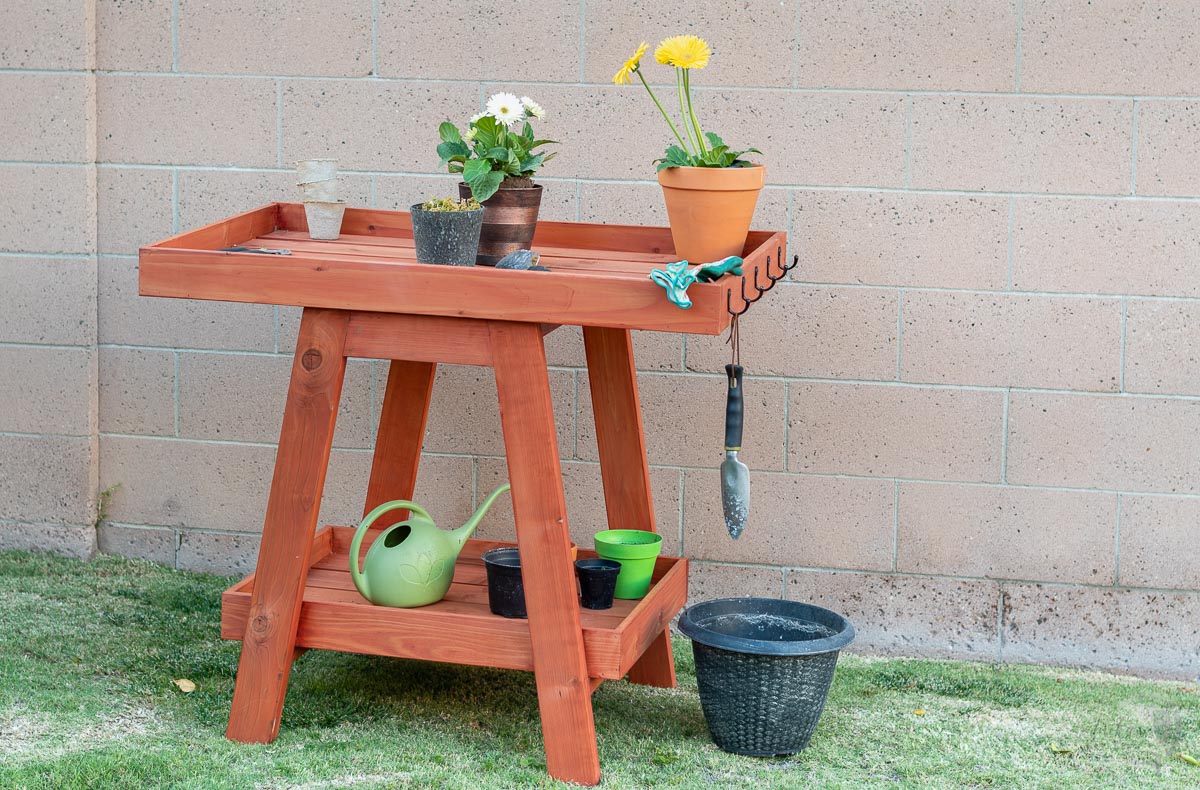 DIY Tool Stand with Sander Lift - The Handyman's Daughter