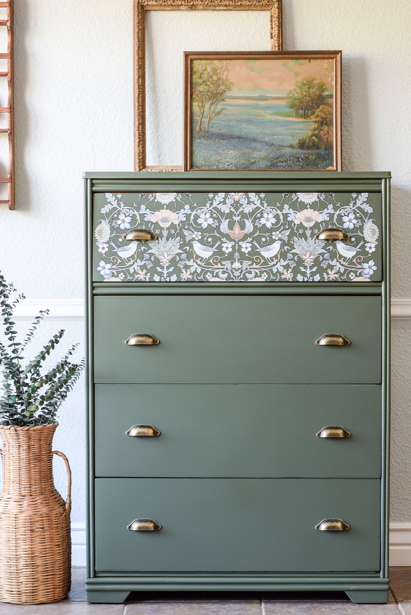 Green Painted Dresser Makeover - My Creative Days