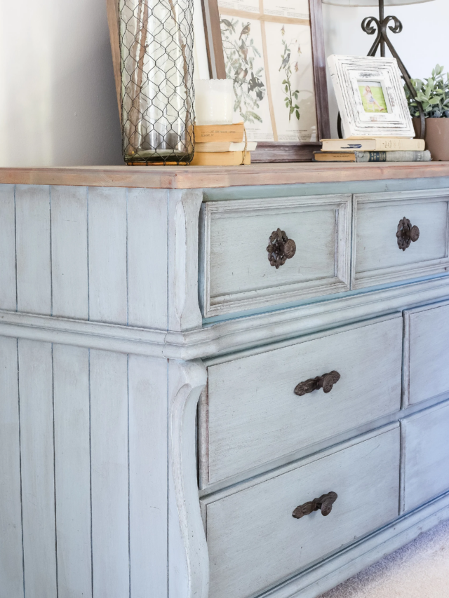 How to use Antique Glaze or Dark Wax on your Furniture