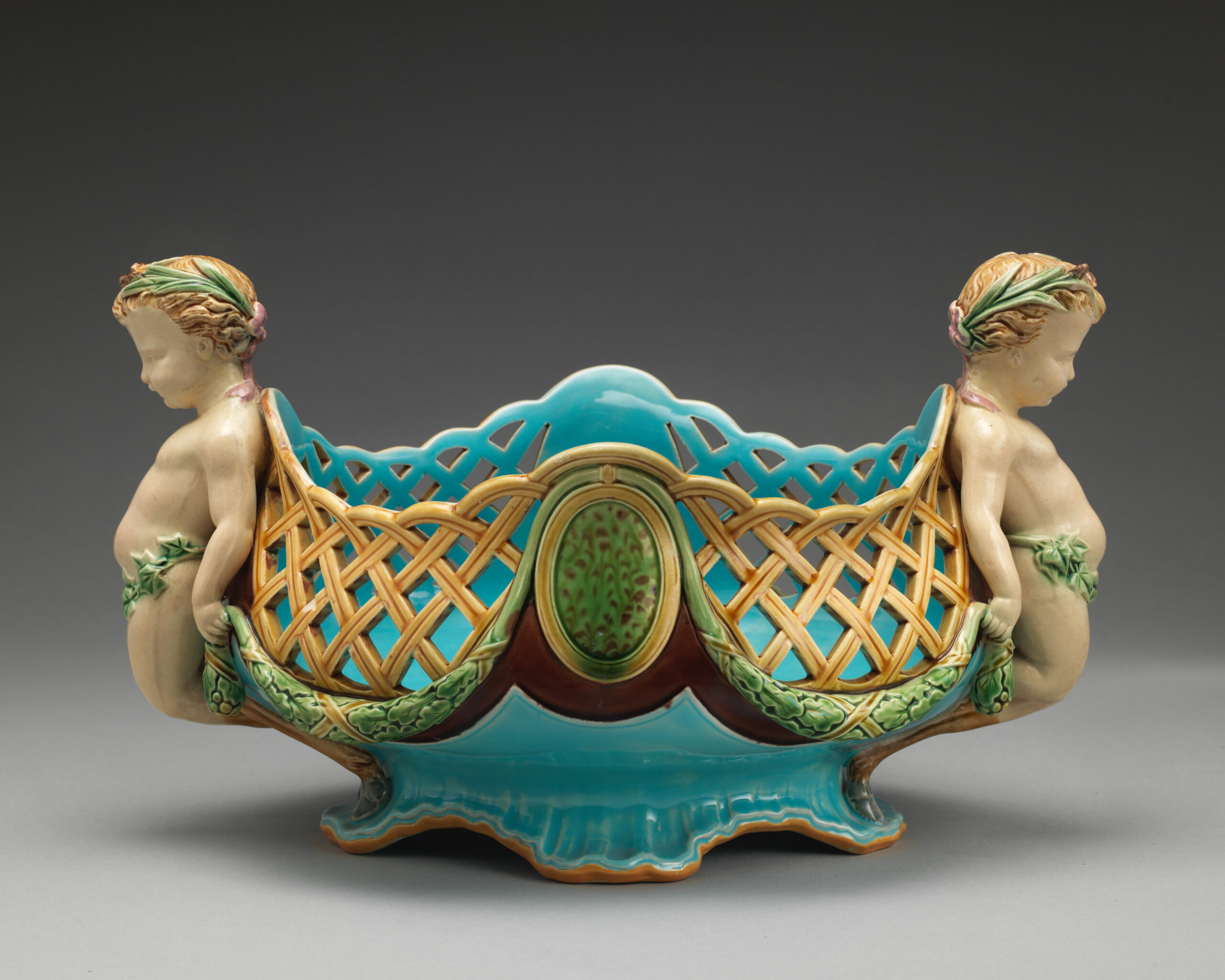 majolica compote